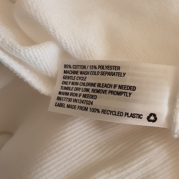 White sweatshirt - Picture 4 of 4